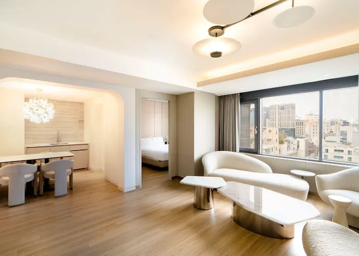 Hotel Eliena Gangnam 4*